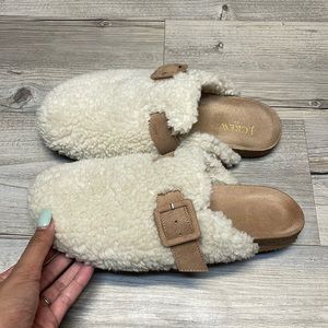 Sherpa clogs